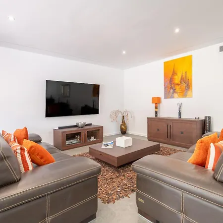 Karma -elegant With Pool, Garden & Mul * Estepona