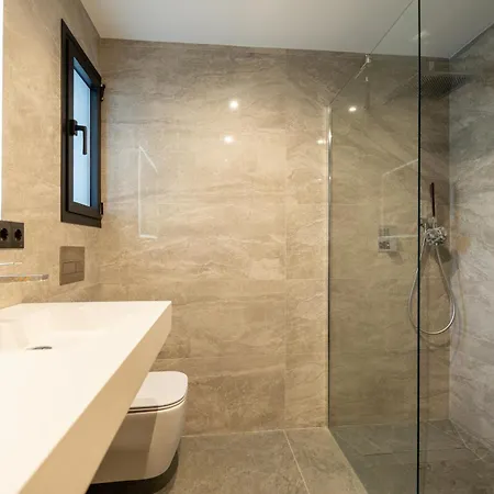 Villa Karma -elegant With Pool, Garden & Mul Estepona