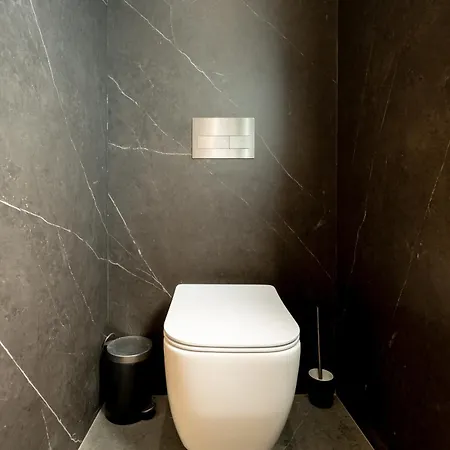 Karma -elegant With Pool, Garden & Mul *